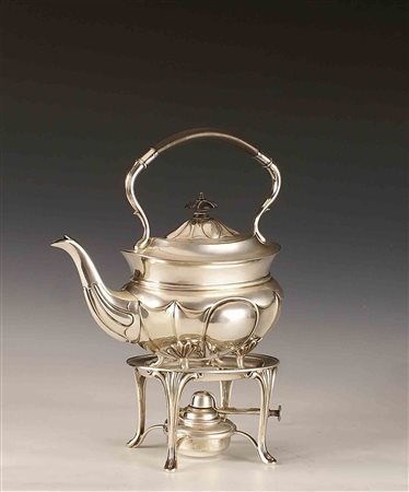 Kettle in sheffield con relativo scaldino, orafo Mappin & Webb.