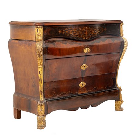 MANIFATTURA SPAGNOLA DEL XIX SECOLO, Cassettone