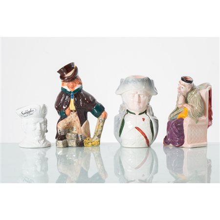 MANIFATTURA INGLESE DEL XX SECOLO, 4 oggetti in ceramica