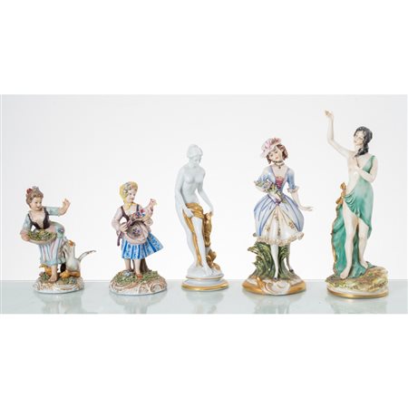 CAPODIMONTE, Cinque sculture