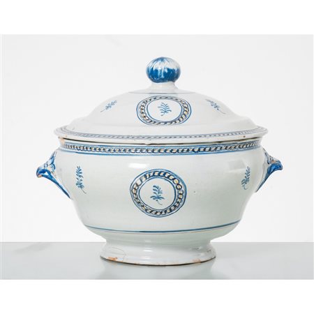 MANIFATTURA SICILIANA DEL XIX SECOLO, Zuppiera