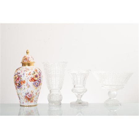 MANIFATTURA ITALIANA DEL XX SECOLO, Tre vasi e potiche