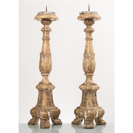 MANIFATTURA ITALIANA DEL XVIII SECOLO, Coppia di candelieri