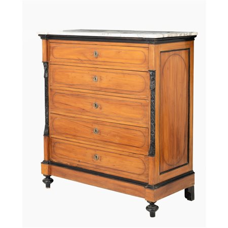 MANIFATTURA SICILIANA SECONDA METÀ XIX SECOLO, Cassettone