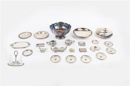 LOTTO DI OGGETTI IN ARGENTO