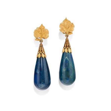 Orecchini pendenti con pietre dure