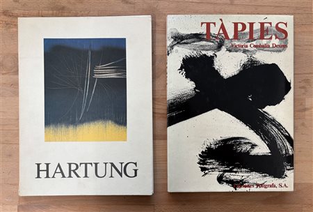 HANS HARTUNG E ANTONI TÀPIES - Lotto unico di 2 cataloghi
