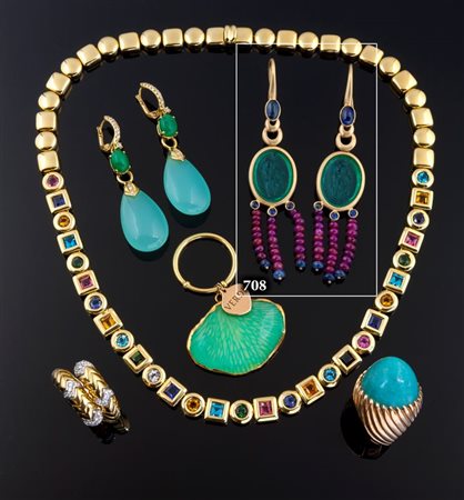 COPPIA DI ORECCHINI Peso gr 15,6 Pendenti, in oro satinato 14Kt , con due...