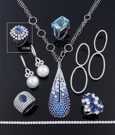 ANELLO Peso gr 15,2 Misura 11 In oro bianco, sommità geometrica, con al...