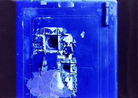 CATTELAN MAURIZIO Padova 1960 "Cassaforte svaligiata - 76.400.000"