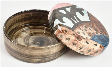 Ignoto SENZA TITOLO, 1993 ceramica smaltata, cm 7x14x14 sul fondo: firma,...