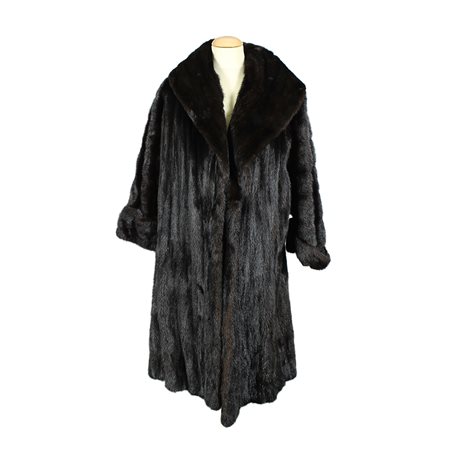 ELEGANTE PELLICCIA LUNGA