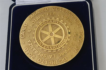 ARNALDO POMODORO, "Medaglia: Il Rotary per l'uomo", 1996