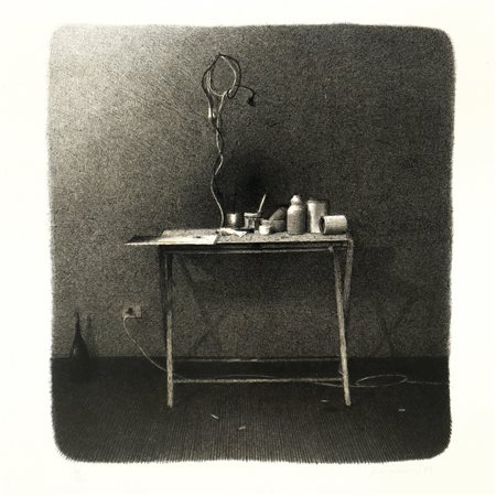 Gianfranco Ferroni (1927 - 2001)  - Tavolino con oggetti e prolunga, 1981