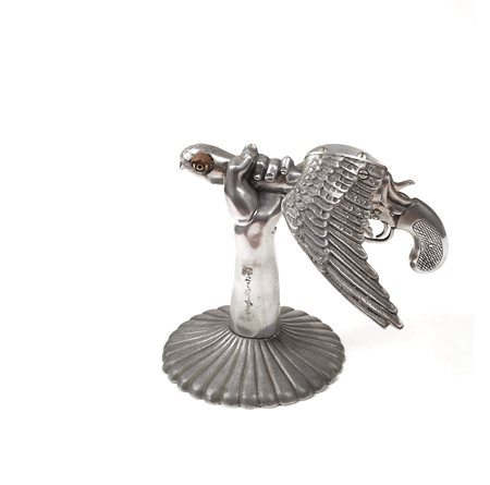 Valeriano Trubbiani (Macerata, 02/12/1937 - 29/08/2020)"Vola colomba". Scultura Cm 29x38x28