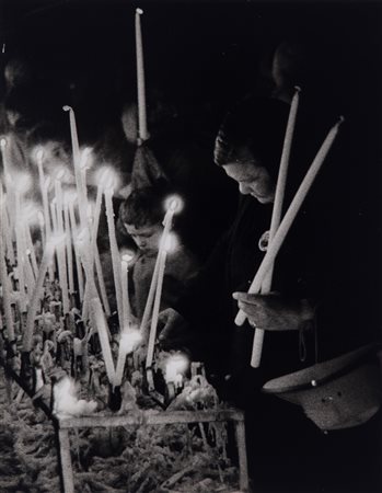 Cornell Capa (1918 - 2008)  - Senza titolo (Chiesa), 1950s/1960s