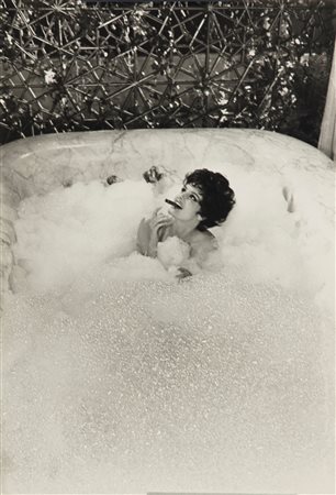 Mario De Biasi (1923 - 2013)  - Rossana Podestà, Roma, 1969