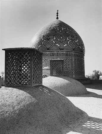 Mario De Biasi (1923 - 2013)  - Senza titolo (Medio Oriente), 1950s/1960s