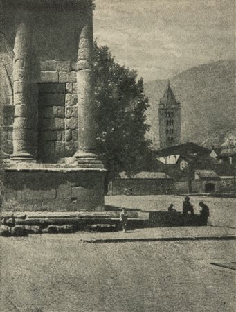 Domenico Riccardo Peretti Griva (1882 - 1962)  - L’arco di Augusto e S. Orso, Aosta, 1930s