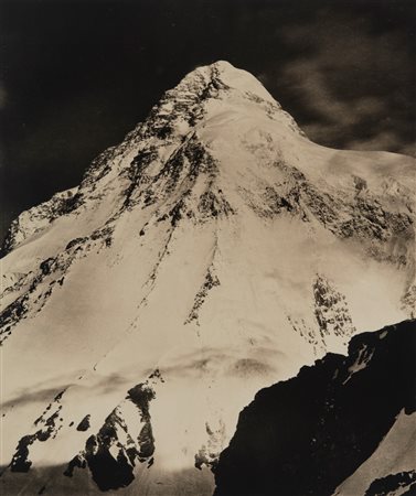 Vittorio Sella (1859 - 1943)  - K2, 1909