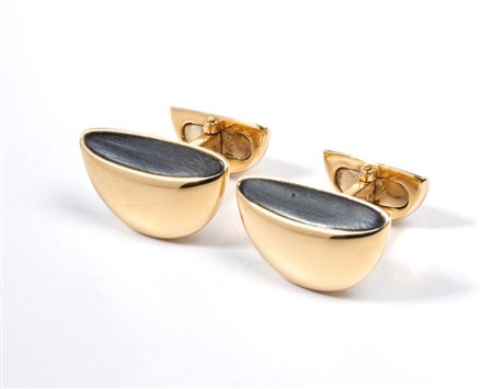 VHERNIER  
Gemelli in oro con diaspro nero 
 