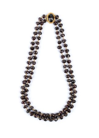  
Collana in oro giallo e granati  
 