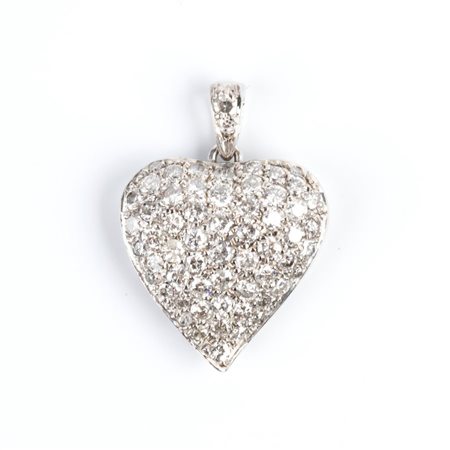  
Pendente in oro e diamanti 
 