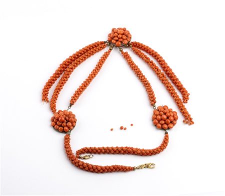  
Collana in corallo tessito 
 