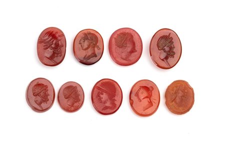  
Lotto di 9 intagli in corniola 
 