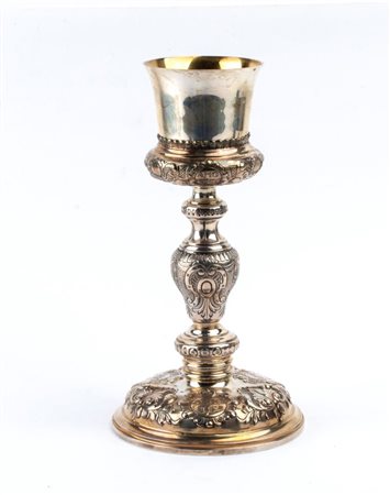  
Calice italiano in argento XVII - XVIII secolo
 Altezza x diametro: 27,5 x 15 cm. Peso: 625 gr.
