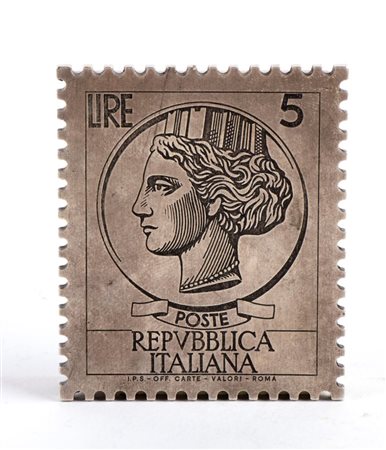 BULGARI  
Francobollo in argento 1974
 Altezza x larghezza x profondità: 1,5 x 5,5 x 6,5 cm. Peso complessivo: 450 gr.