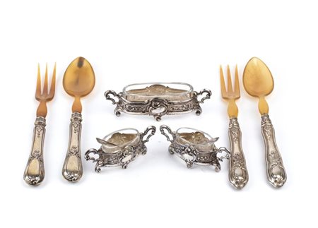  
Lotto multiplo in argento Italia, XX secolo 
 Peso lordo complessivo: 425 gr.