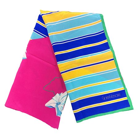 Gianni  Versace (Reggio Calabria  1946 - Miami Beach 1997)  - Foulard in seta a righe e fiori