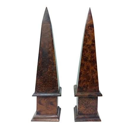 Due obelischi da tavolo, 20°  secolo