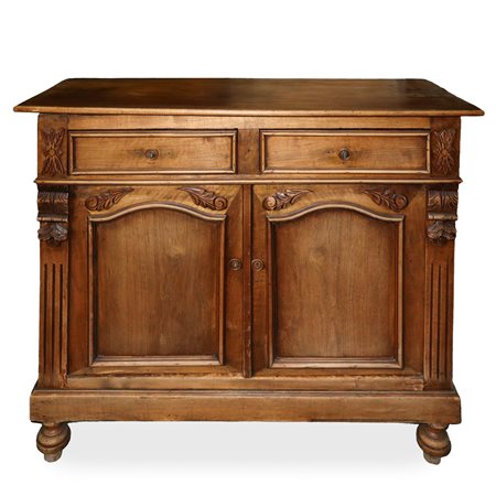 Credenza bassa in legno di noce con due cassetti sottopiano e due sportelli, early 20°  secolo