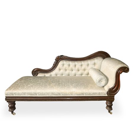 Dormeuse con tappezzeria damascata bianca, LOUIS PHILIP 19°  secolo