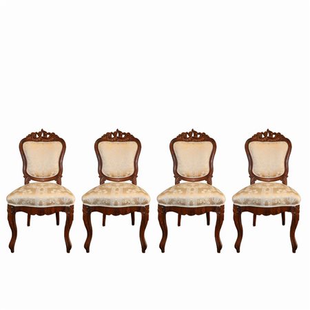 Gruppo di N. 4 sedie in legno di mogano, con spalliera intagliata e scolpita, 20°  secolo