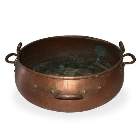 Grande pentola in rame