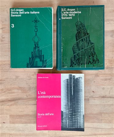 MANUALI DI STORIA DELL'ARTE - Lotto unico di 3 cataloghi