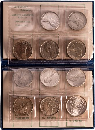 REPUBBLICA ITALIANA (1946-) - Libretto contenente serie di 10 es. da 500 lire e 1000 lire 1970.