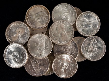 REPUBBLICA ITALIANA (1946-) - Lotto di 17 esemplari da 500 lire caravelle.