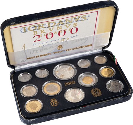 REPUBBLICA ITALIANA (1946-) - Cofanetto contenente divisionale 2000, 12 valori, PROOF.