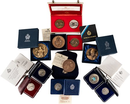 SAN MARINO - Nuova monetazione (1972-) - Lotto di 12 medaglie, di cui 6 in argento, in confezioni originali.