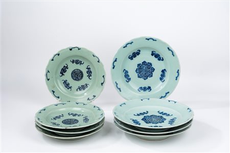 Otto  piatti in ceramica, China, 20th century 