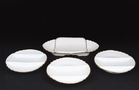 Servizio per asparagi in porcellana bianca con bordi in oro, Ginori anni '50 del Novecento