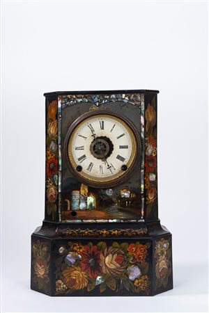 Pendola in bronzo  con inserti in madreperla, fine secolo XIX