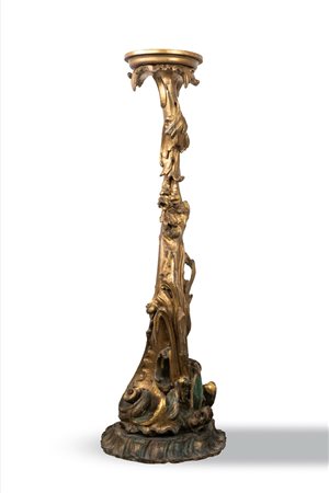 Base in legno intagliato e dorato con motivi a rocaille, secolo XIX