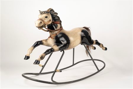 Cavallino a dondolo, secolo XX