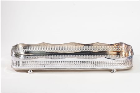 Vassoio rettangolare in Sheffield con bordo traforato