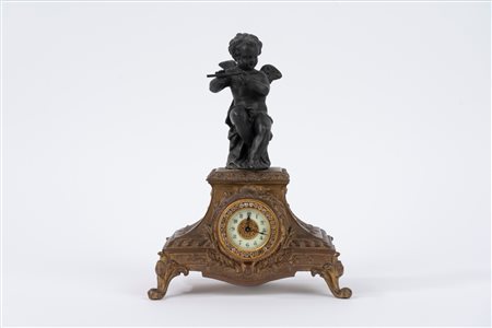 Pendola in bronzo con Amorino, secolo XIX